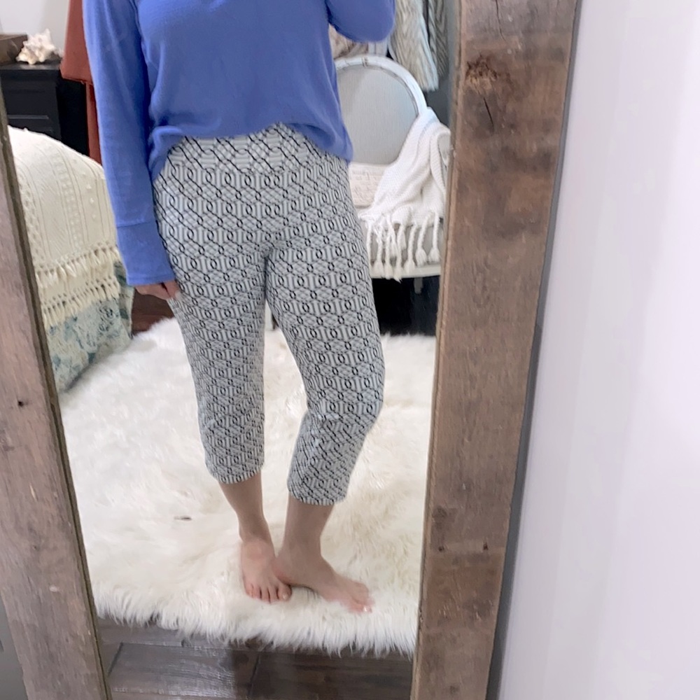 J. McLaughlin size medium cozy pants